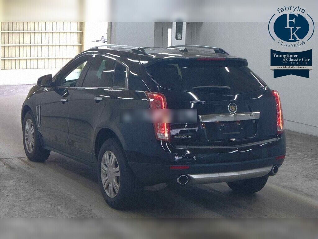 CADILLAC SRX CROSSOVER 4WD  LUXURY