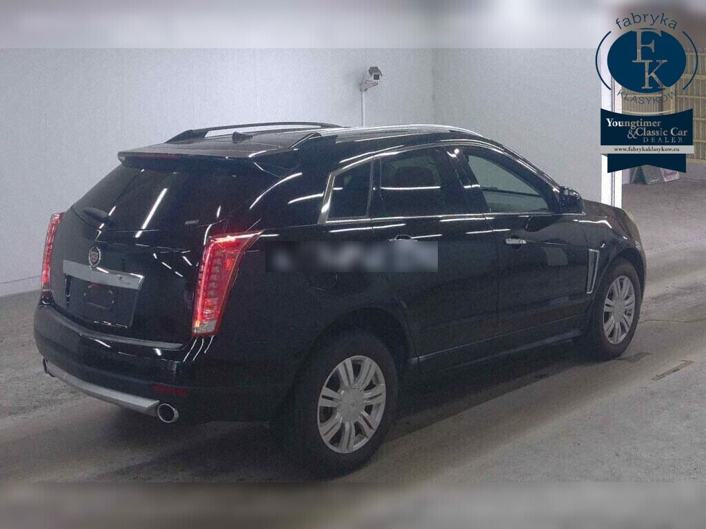 CADILLAC SRX CROSSOVER 4WD  LUXURY