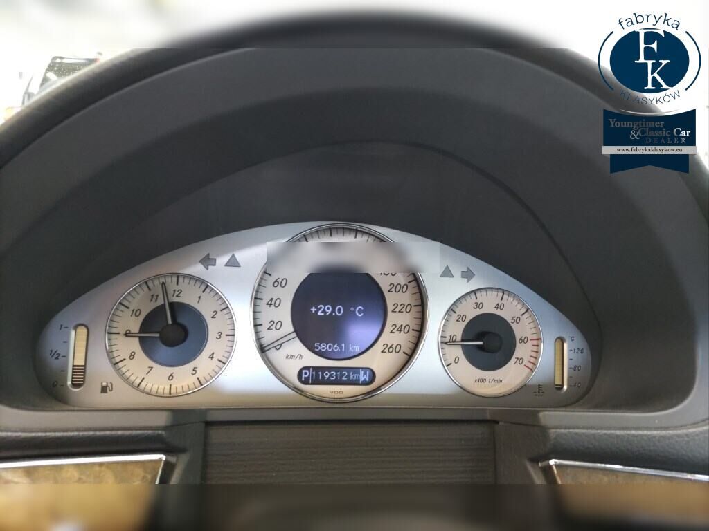 MERCEDES BENZ E-CLASS 4D E320 AVANTGARDE 2003 - zdjęcie 8