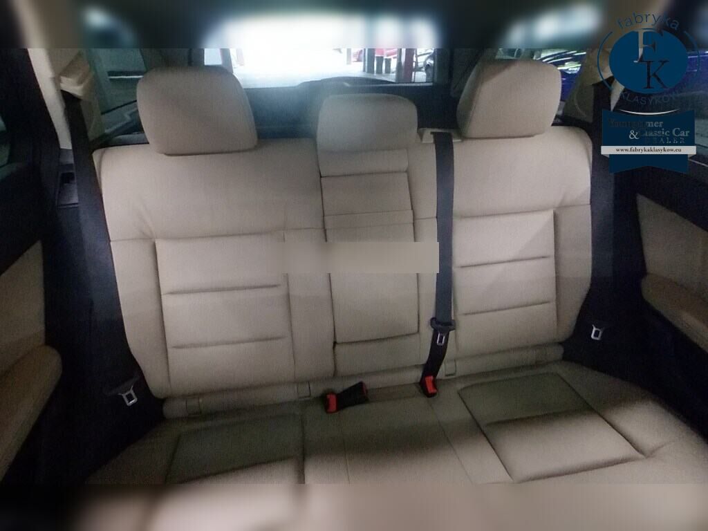 MERCEDES BENZ E-CLASS STATIONWAGON 4WD E350 4MATIC STATIONWAGON AVANTGARDE 2011 - zdjęcie 8