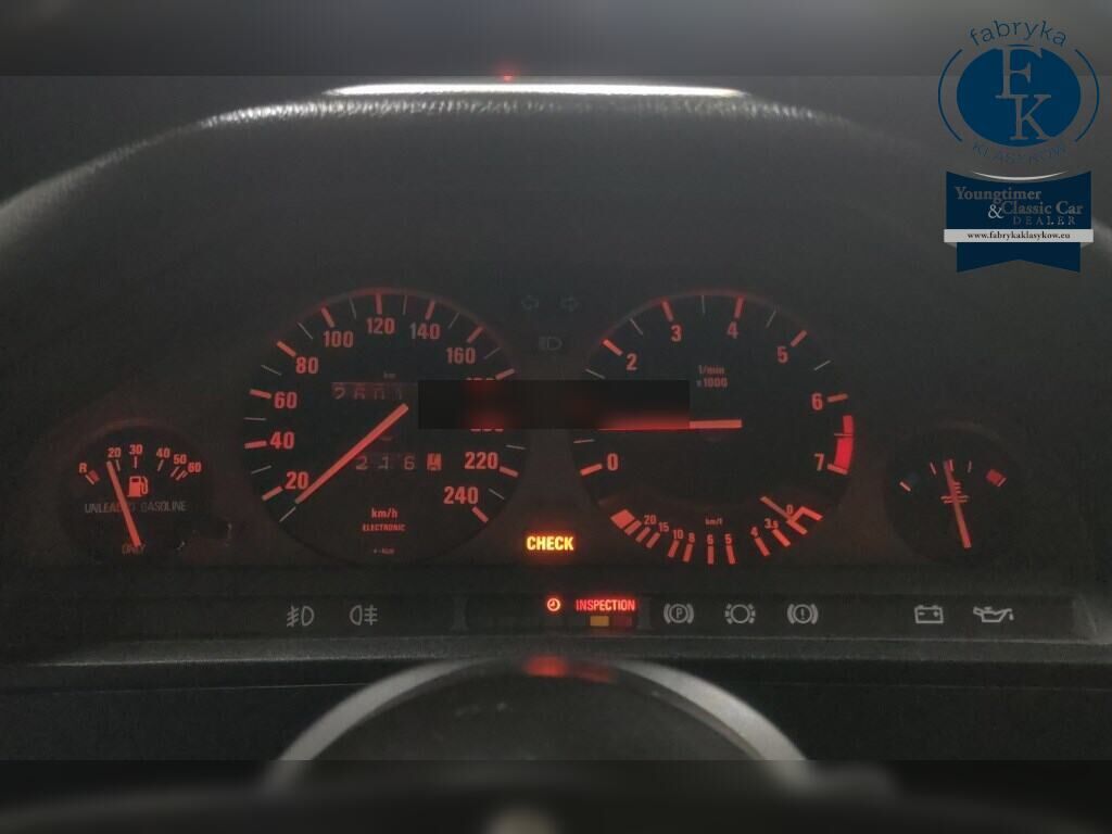 BMW 3 SERIES 4D 325I 1990 - zdjęcie 8