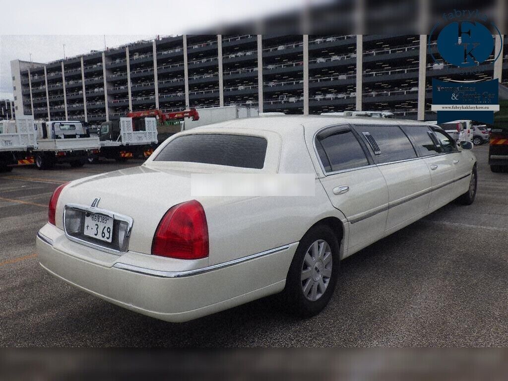 LINCOLN LIMOUSINE BASE GRADE 2010 - zdjęcie 7