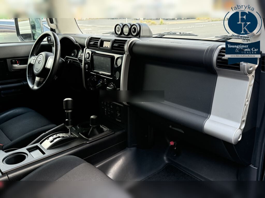AMERICA TOYOTA FJ CRUISER 2010 - zdjęcie 9