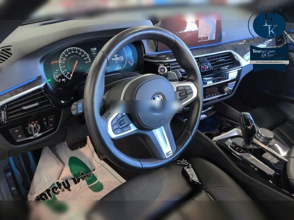 BMW 5 SERIES 4D 530I M-SPORT 2018 - zdjęcie 5