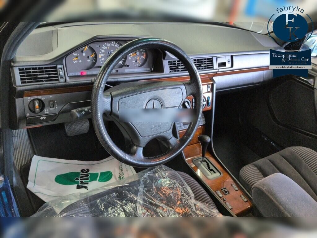 MERCEDES BENZ MEDIUM CLASS 4D 300E-24 1991 - zdjęcie 5