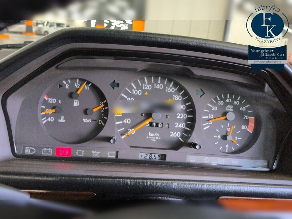MERCEDES BENZ MEDIUM CLASS 4D 300E-24 1991 - zdjęcie 8
