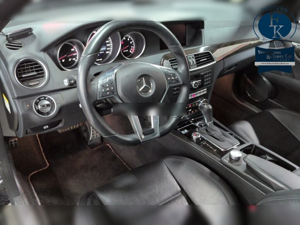 MERCEDES BENZ C-CLASS 4D C63 AMG 2014 - zdjęcie 5