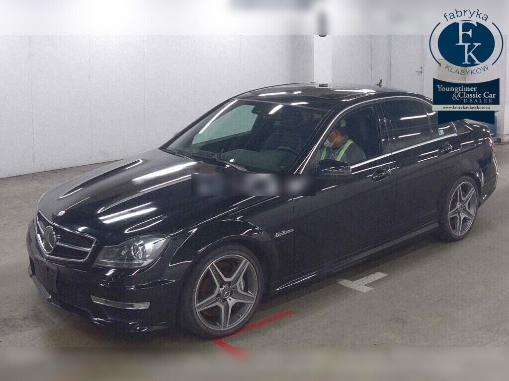 MERCEDES BENZ C-CLASS 4D C63 AMG 2014 - zdjęcie 6
