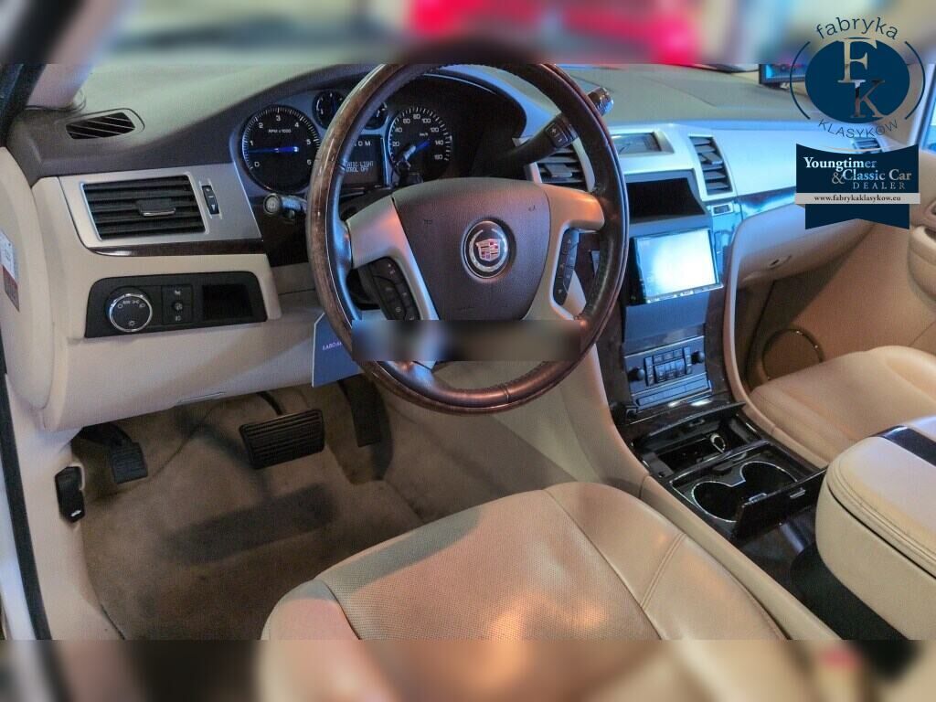 CADILLAC ESCALADE 4WD PLATINUM 2010 - zdjęcie 5