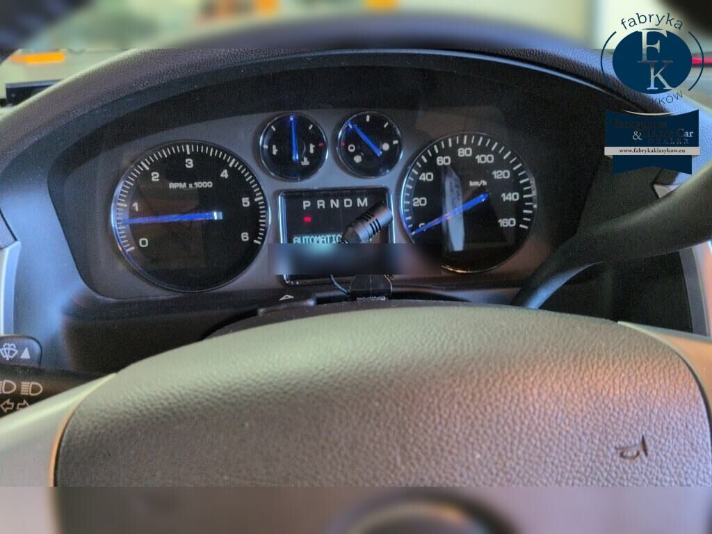 CADILLAC ESCALADE 4WD PLATINUM 2010 - zdjęcie 8