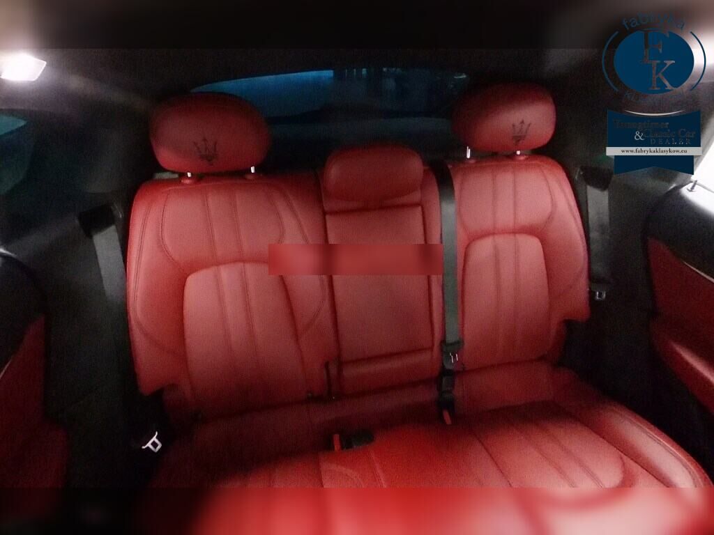 MASERATI LEVANTE 4WD S 2017 - zdjęcie 8