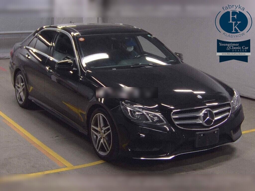 MERCEDES BENZ E-CLASS 4D 4WD E300 4MATIC AVANTGARDE AMG SPORTS P 2013 - zdjęcie 3