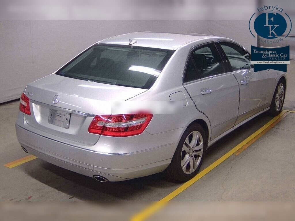 MERCEDES BENZ E-CLASS 4D E350 AVANTGARDE 2009 - zdjęcie 7