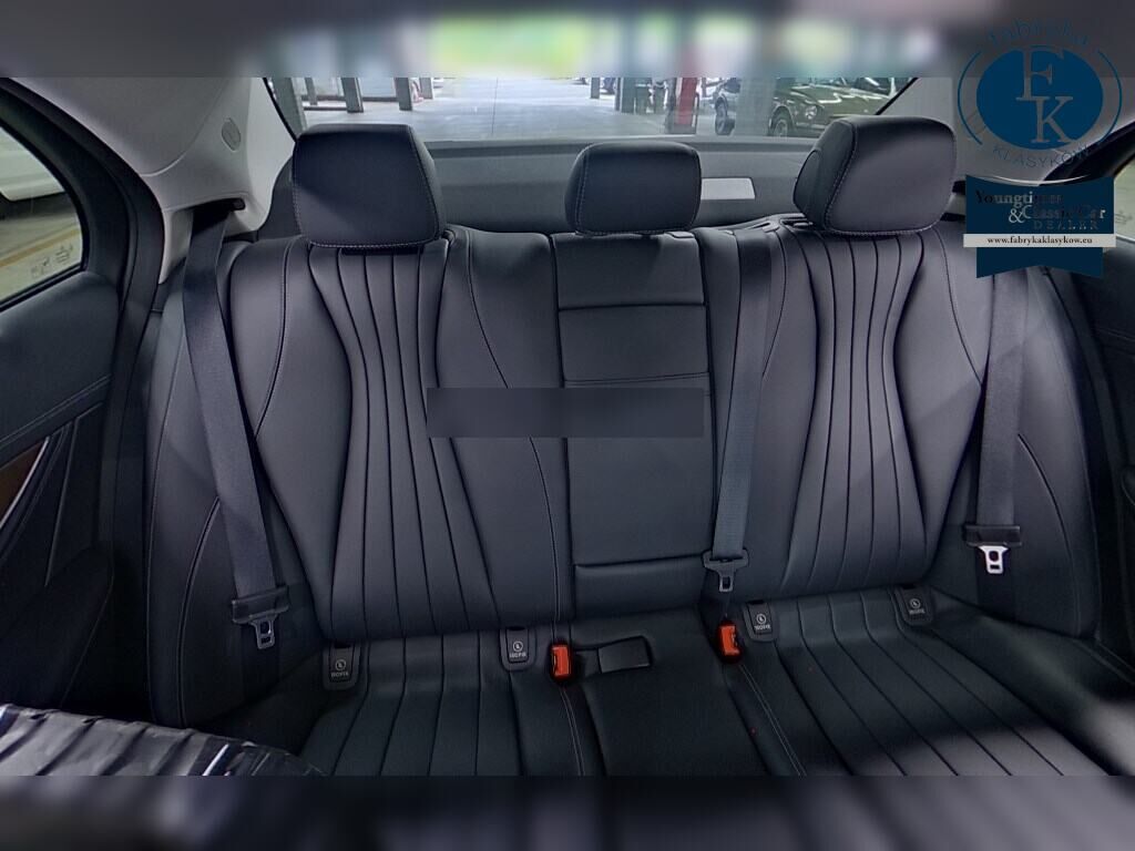 MERCEDES BENZ E-CLASS 4D 4WD OTHERS 2018 - zdjęcie 8
