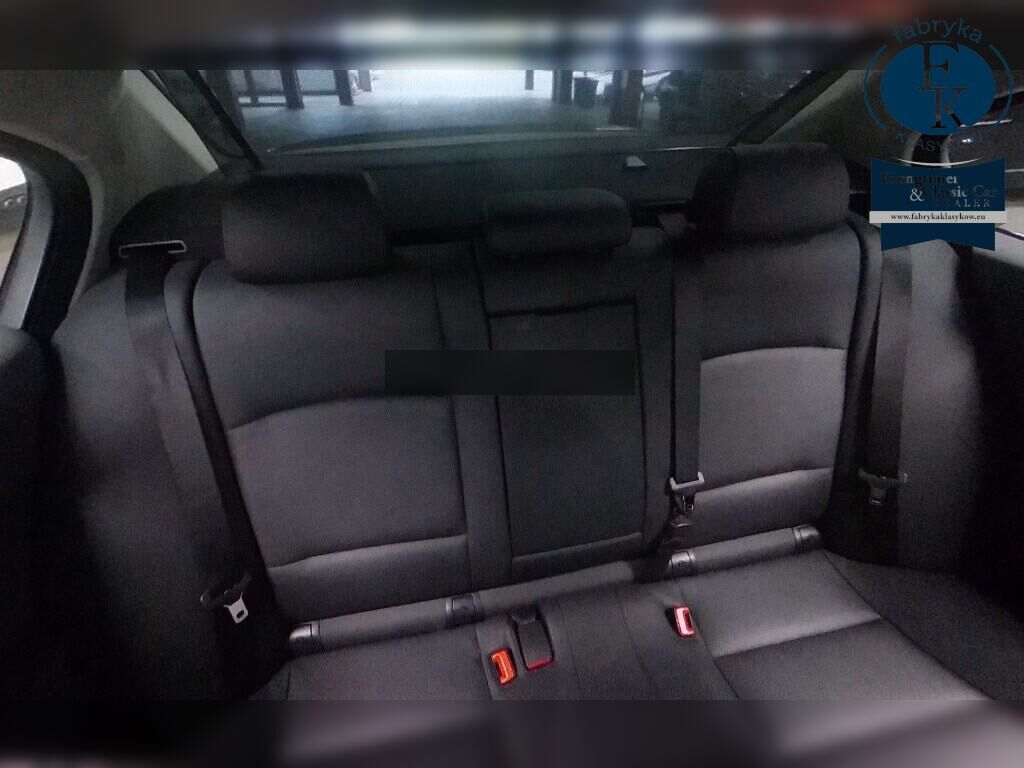BMW 5 SERIES 4D OTHERS 2010 - zdjęcie 8