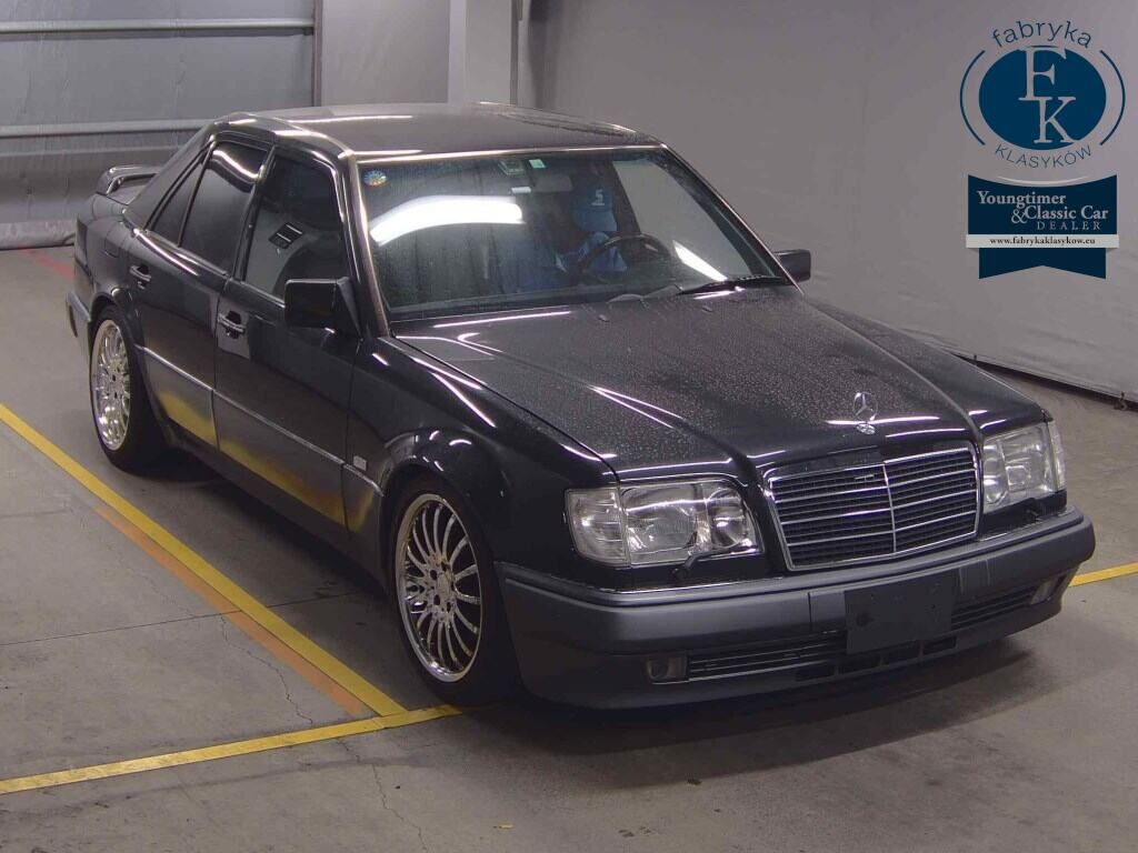 MERCEDES BENZ E-CLASS 4D E500 1993 - aukcja, lot 27194