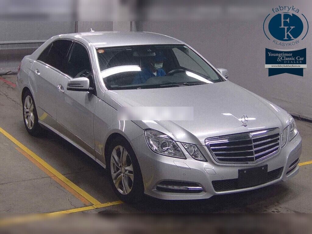MERCEDES BENZ E-CLASS 4D E350 AVANTGARDE 2011 - zdjęcie 3