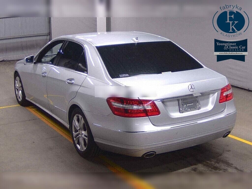 MERCEDES BENZ E-CLASS 4D E350 AVANTGARDE 2011 - zdjęcie 4