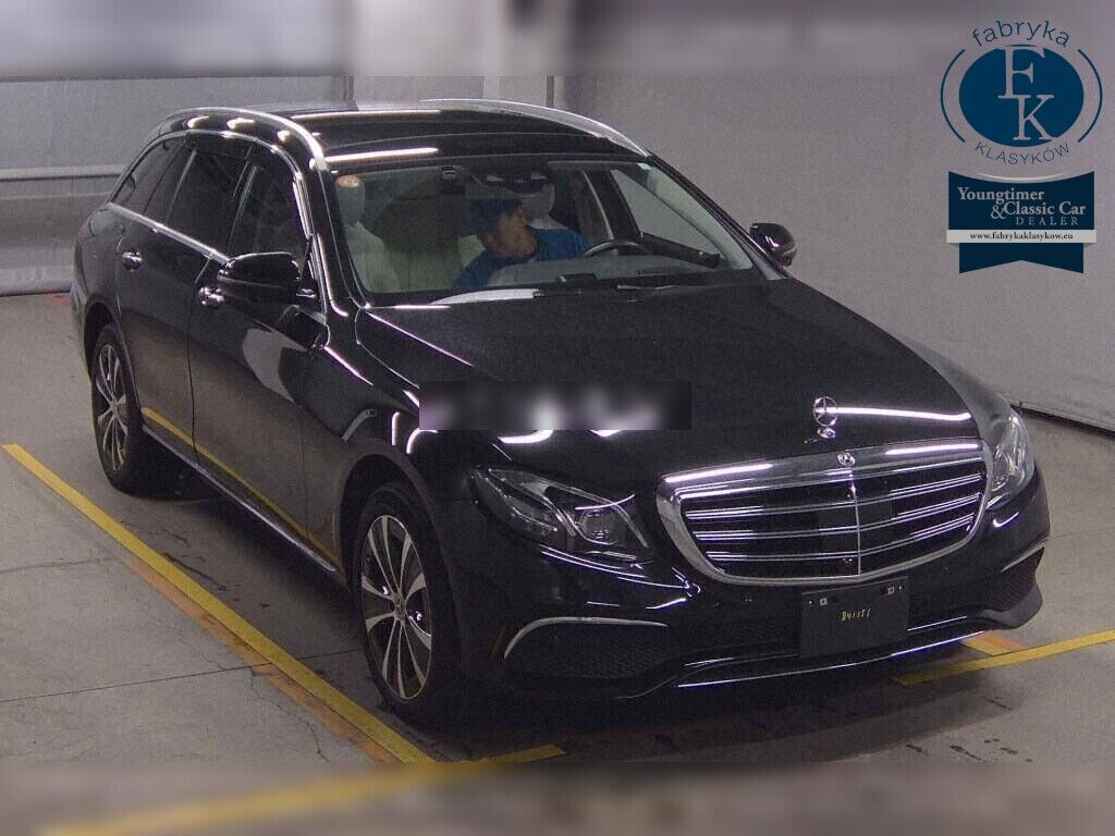 MERCEDES BENZ E-CLASS STATIONWAGON 4WD E450 4MATIC STATIONWAGON EXCLUSIVE 2019 - zdjęcie 3