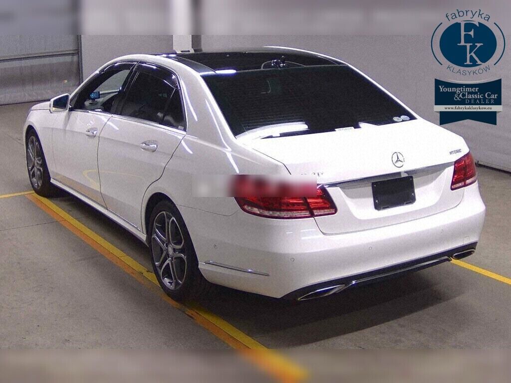 MERCEDES BENZ E-CLASS 4D E400 HYBRID AVANTGARDE 2014 - zdjęcie 4