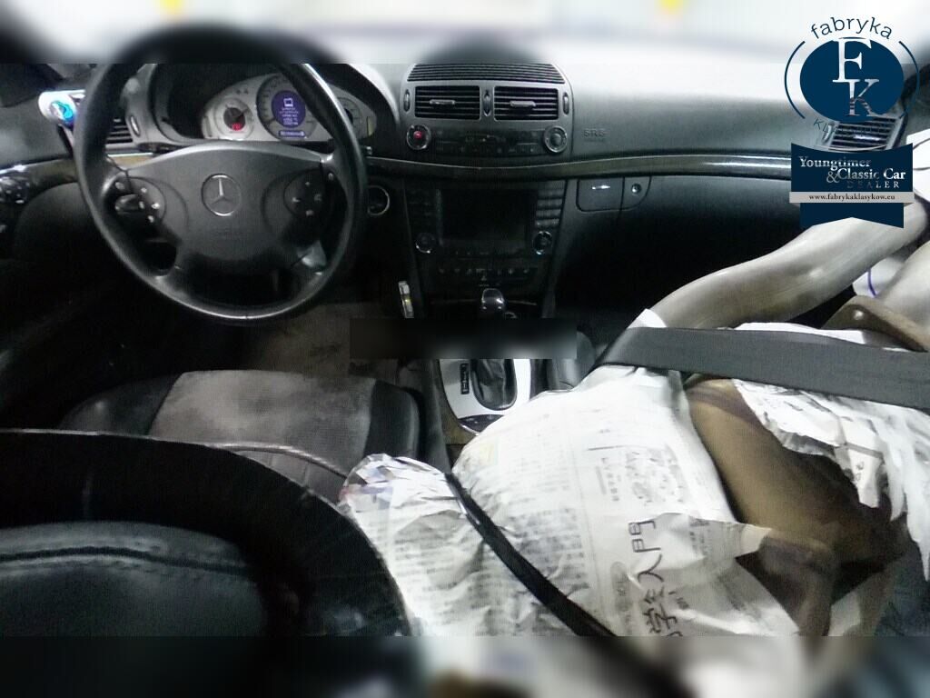 MERCEDES BENZ E-CLASS 4D E55 AMG 2003 - zdjęcie 5