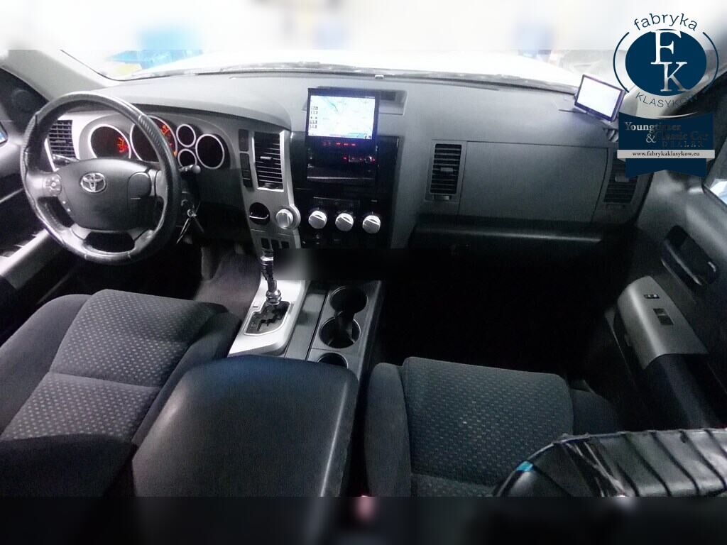AMERICA TOYOTA TUNDRA 4D CREWMAX SR5 2009 - zdjęcie 5