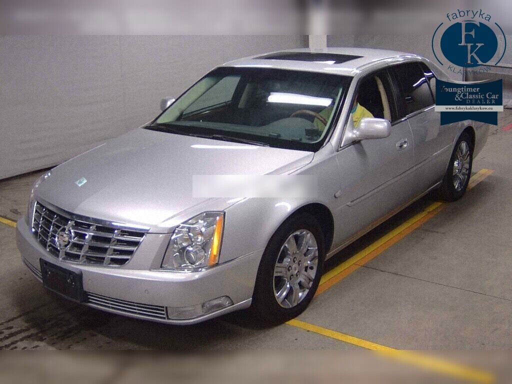 CADILLAC DTS PLATINUM 2010 - zdjęcie 6