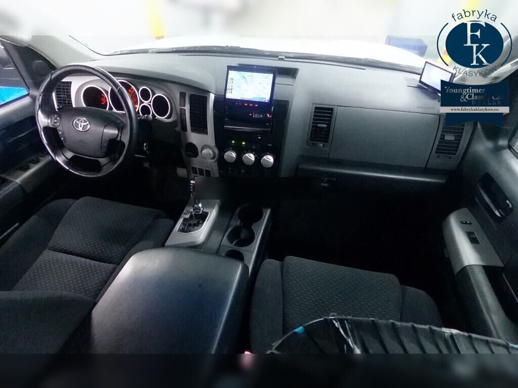 AMERICA TOYOTA TUNDRA 4D CREWMAX SR5 2009 - zdjęcie 5