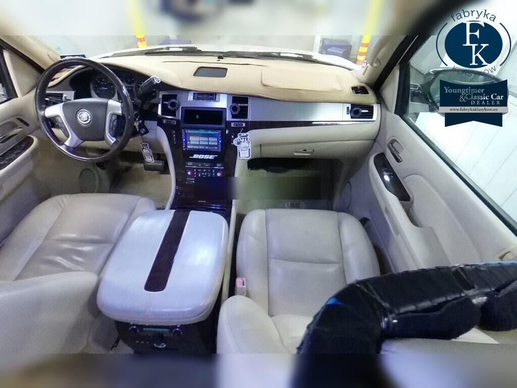 CADILLAC ESCALADE 4WD BASE GRADE 2014 - zdjęcie 5