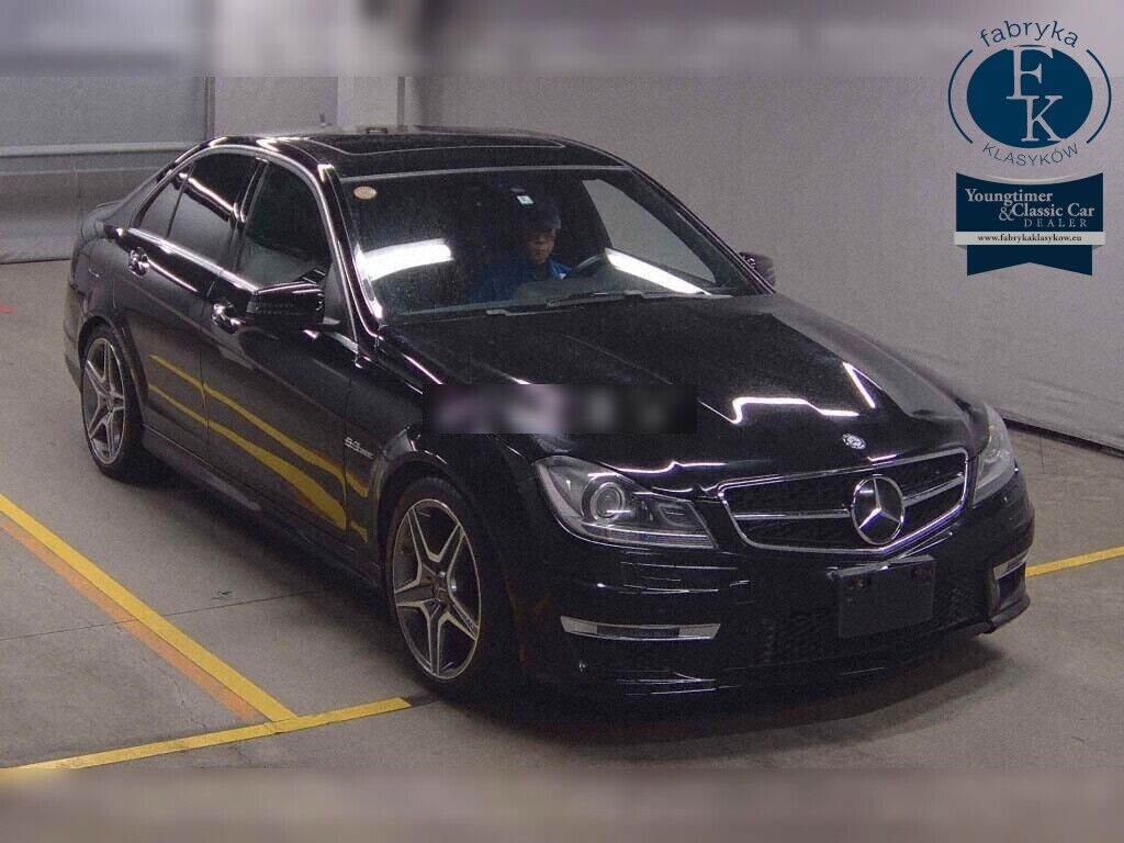 MERCEDES BENZ C-CLASS 4D C63 AMG 2014 - zdjęcie 3