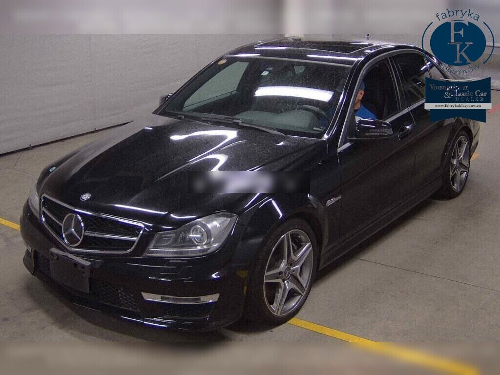 MERCEDES BENZ C-CLASS 4D C63 AMG 2014 - zdjęcie 6
