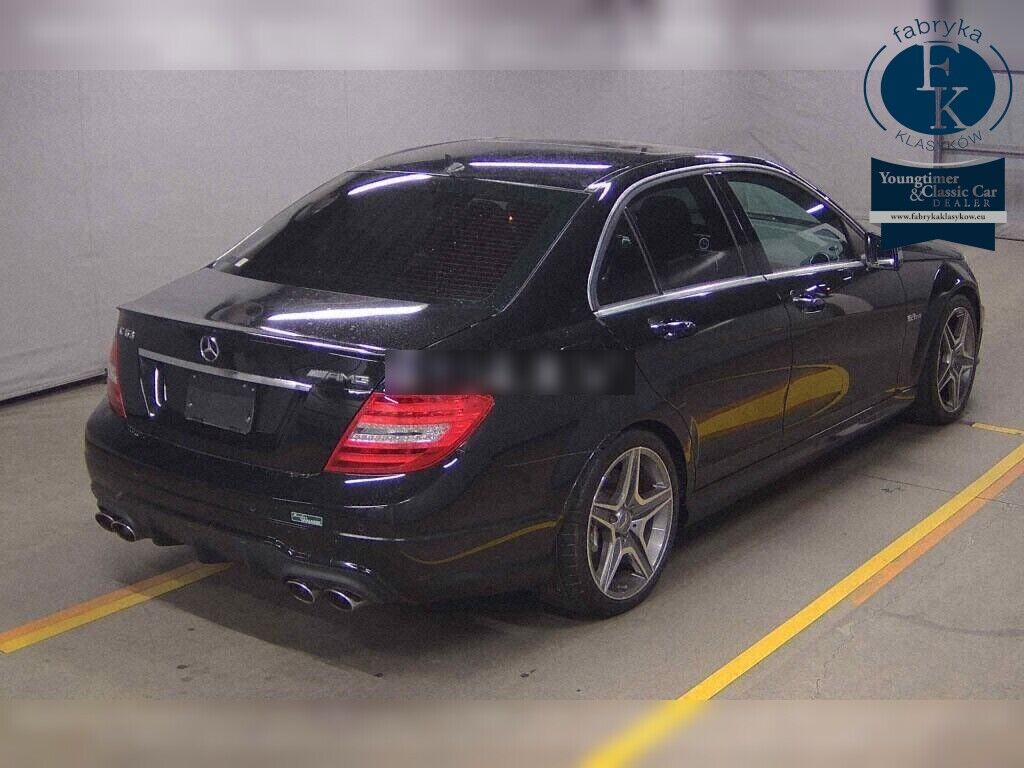 MERCEDES BENZ C-CLASS 4D C63 AMG 2014 - zdjęcie 7