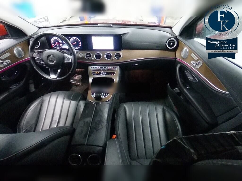 MERCEDES BENZ E-CLASS STATIONWAGON 4WD E400 4MATIC STATIONWAGON EXCLUSIVE 2018 - zdjęcie 5