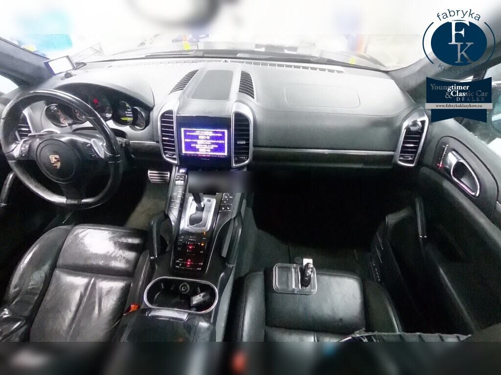PORSCHE CAYENNE 4WD TURBO 2011 - zdjęcie 5