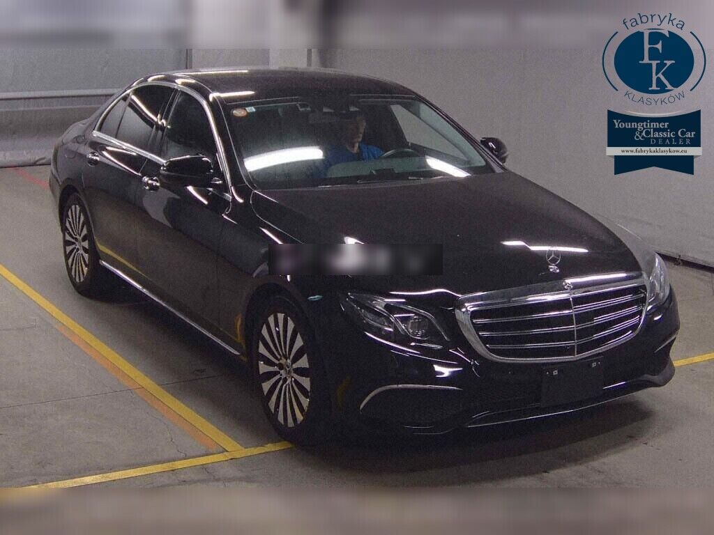 MERCEDES BENZ E-CLASS 4D 4WD E400 4MATIC EXCLUSIVE 2017 - zdjęcie 3