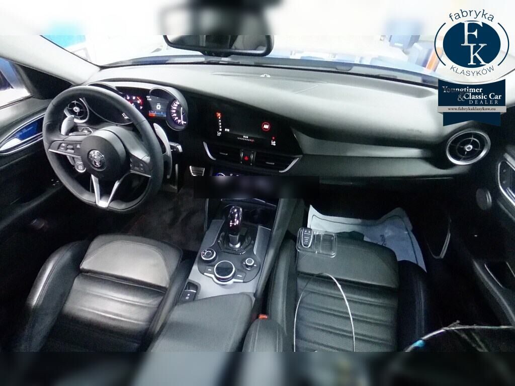 ALFA ROMEO GIULIA 4D 4WD VELOCE 2018 - zdjęcie 5