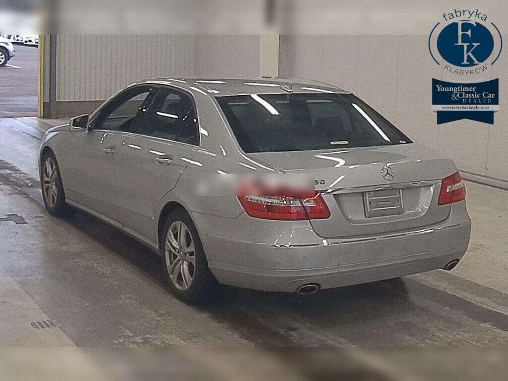 MERCEDES BENZ E-CLASS 4D E350 AVANTGARDE 2010 - zdjęcie 4