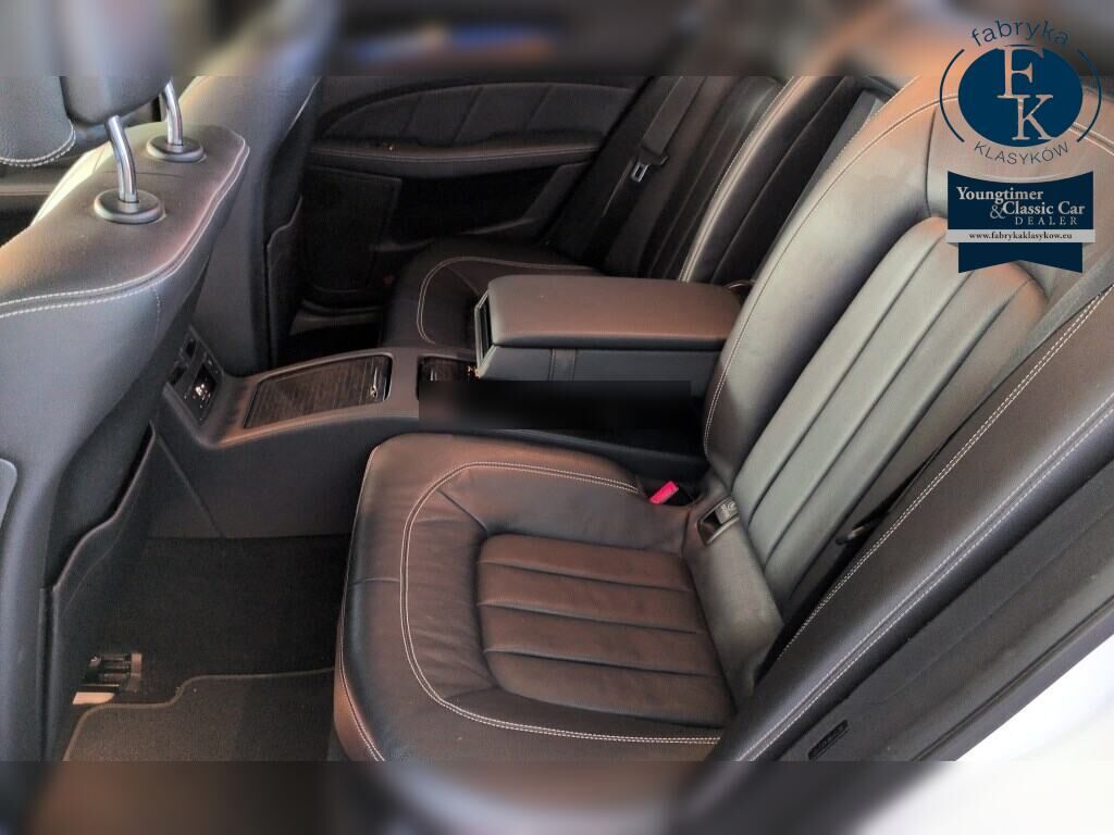 MERCEDES BENZ CLS-CLASS CLS350 BLUEEFFICIENCY AMG SPORTS PACKAGE 2011 - zdjęcie 8