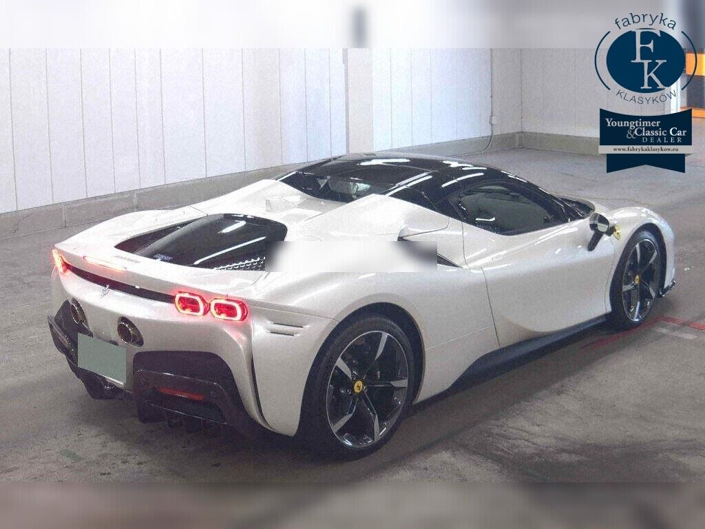 FERRARI SF90 SPIDER 4WD 2024 - zdjęcie 7