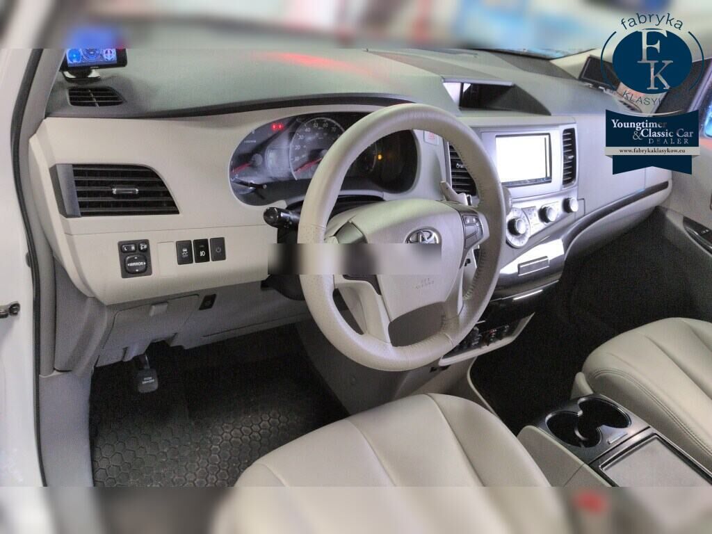 AMERICA TOYOTA SIENNA LE 2015 - zdjęcie 5