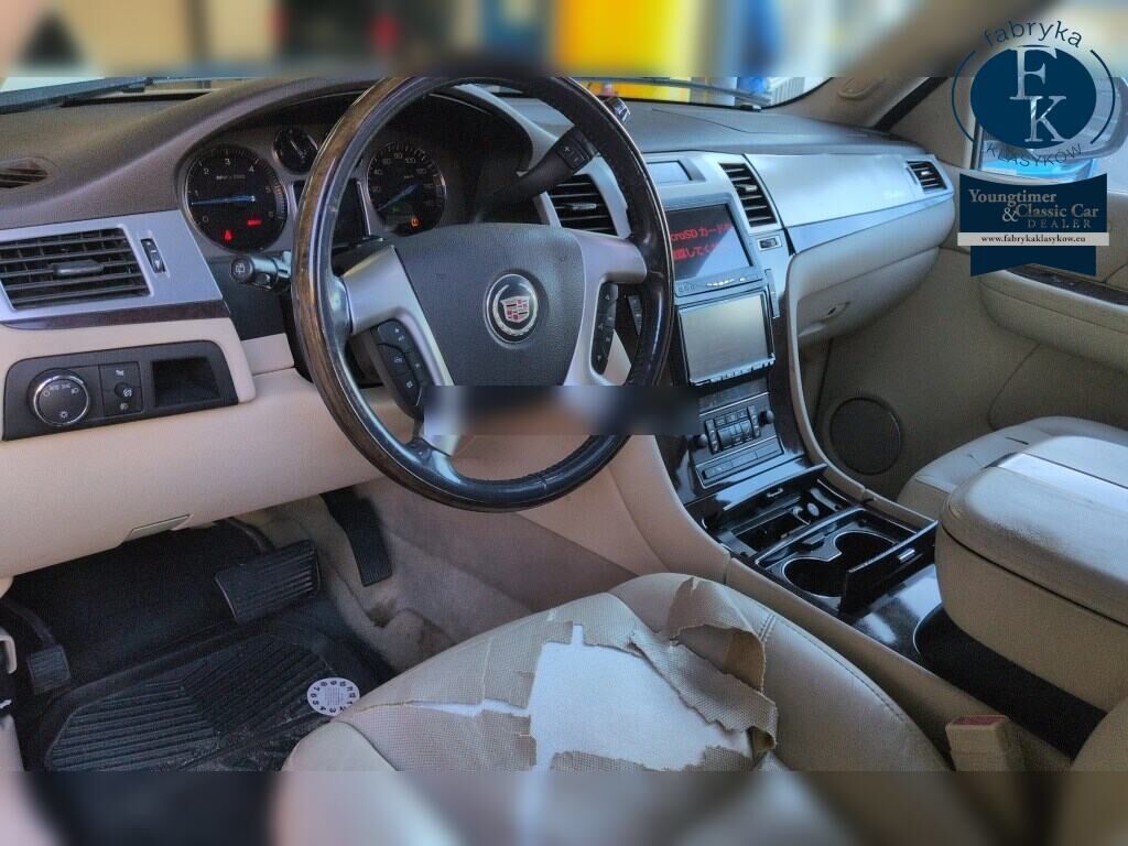 CADILLAC ESCALADE 2010 - zdjęcie 5