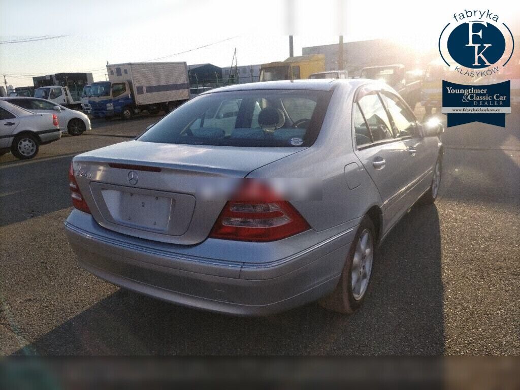 MERCEDES BENZ C-CLASS 4D C240 2001 - zdjęcie 7