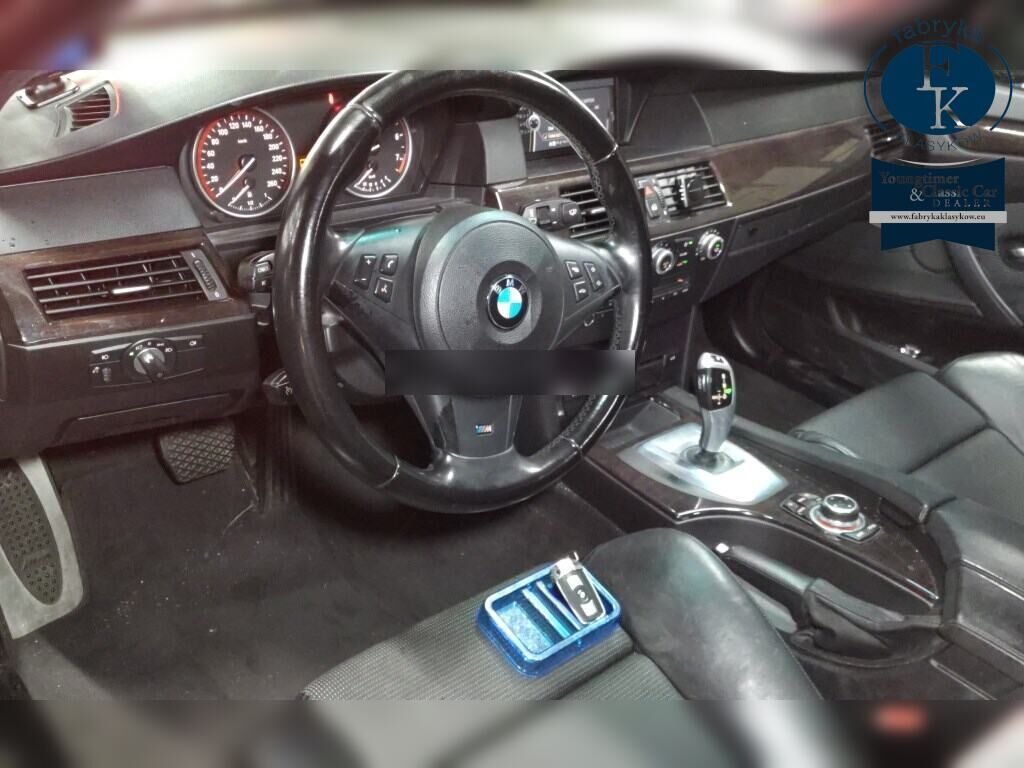 BMW 5 SERIES 4D 525I M-SPORT PACKAGE 2009 - zdjęcie 5