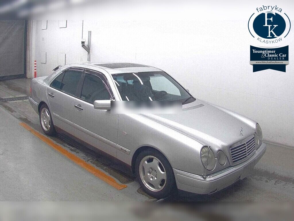 MERCEDES BENZ E-CLASS 4D E320 1997 - zdjęcie 3