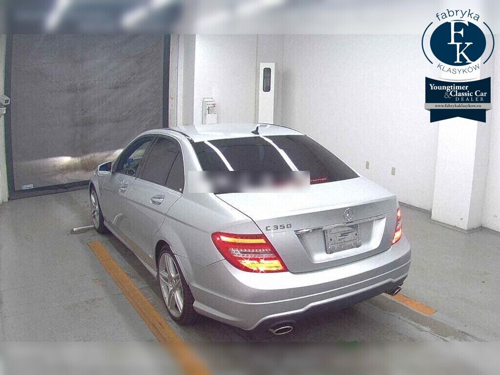 MERCEDES BENZ C-CLASS 4D C350 BLUEEFFICIENCY AVANTGARDE 2011 - zdjęcie 4