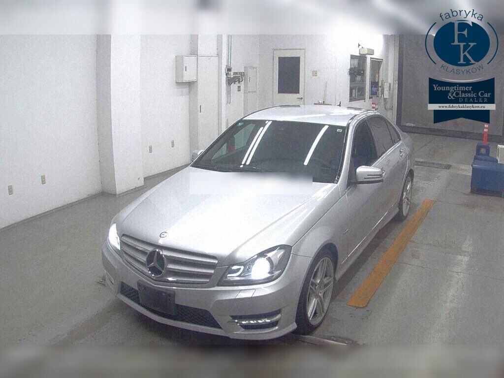 MERCEDES BENZ C-CLASS 4D C350 BLUEEFFICIENCY AVANTGARDE 2011 - zdjęcie 6
