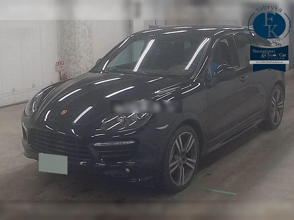 PORSCHE CAYENNE 4WD GTS 2013 - zdjęcie 6