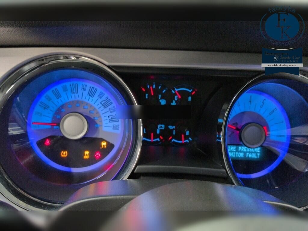 FORD MUSTANG CP V8 GT PREMIUM 2012 - zdjęcie 8