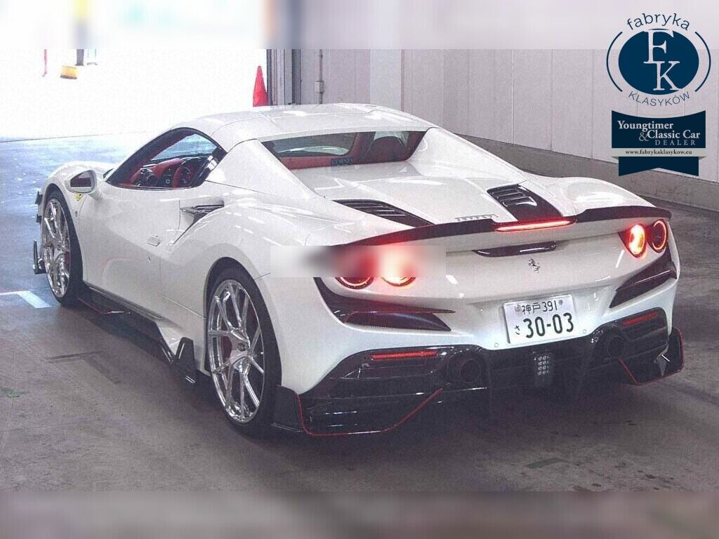 FERRARI F8 SPIDER BASE GRADE 2021 - zdjęcie 4