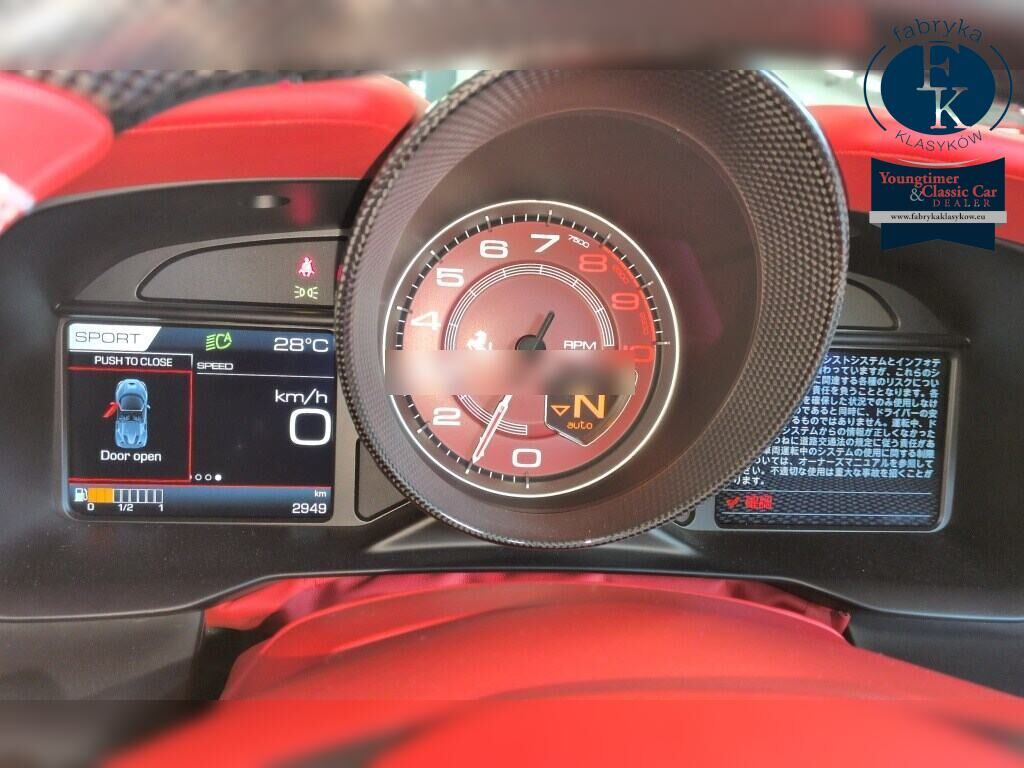 FERRARI F8 SPIDER BASE GRADE 2021 - zdjęcie 8